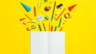 「厚かましい」の使い方や意味について例文や注意点や言い換え類語を紹介！ビジネス用語を適切に駆使しよう！