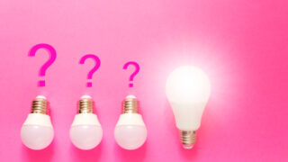 取引先との仕事上での付き合いで必要な「タクシー」のマナーのチェック項目まとめ！席の上座下座を把握して支払もスムーズに！